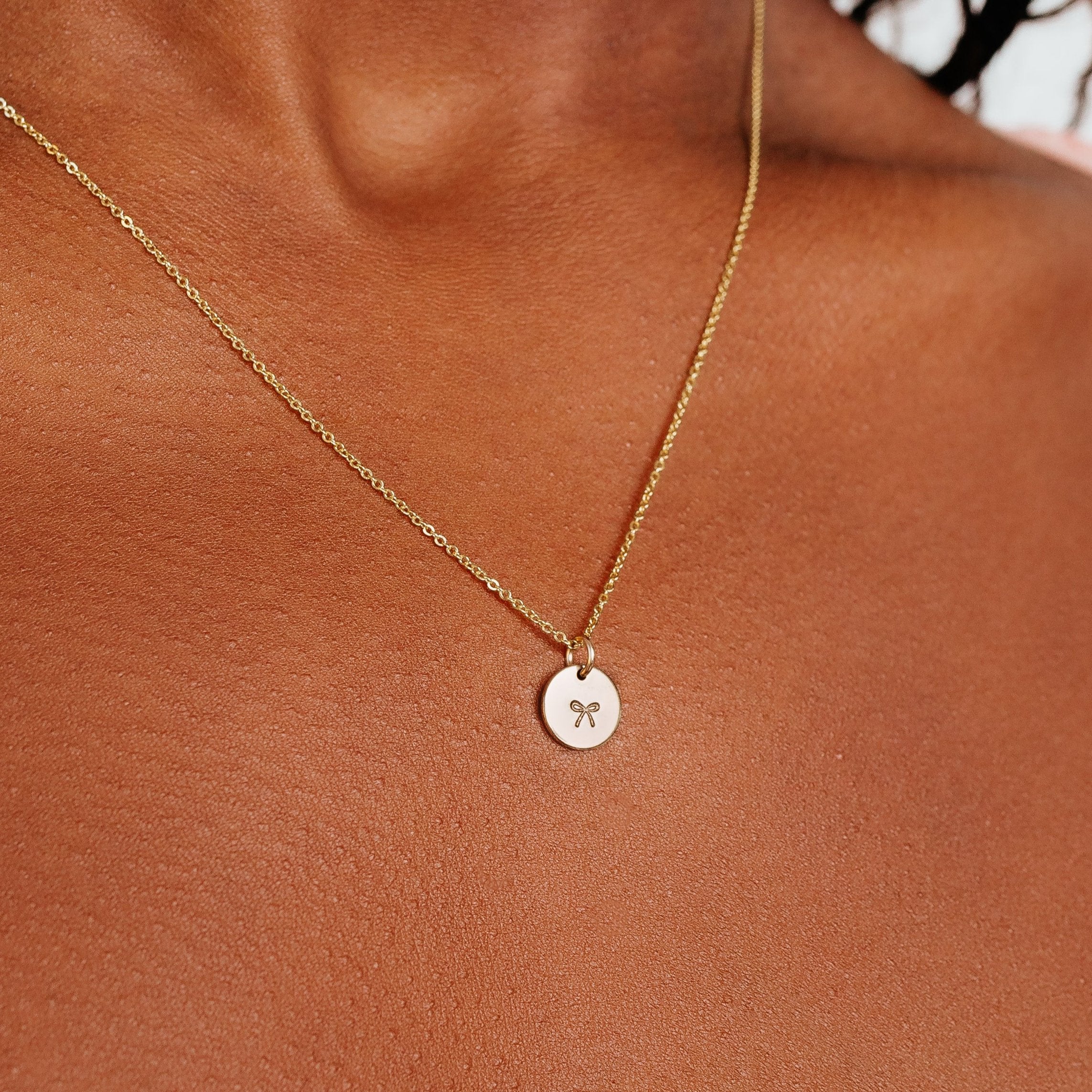 Bow Necklace