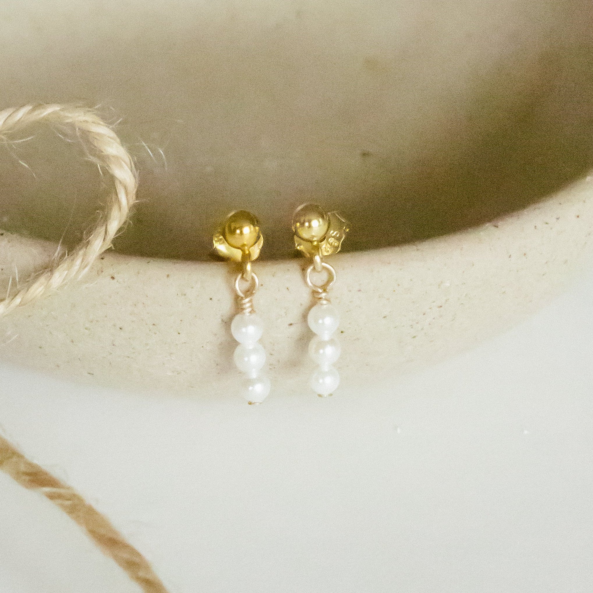 Mistletoe Pearl Studs