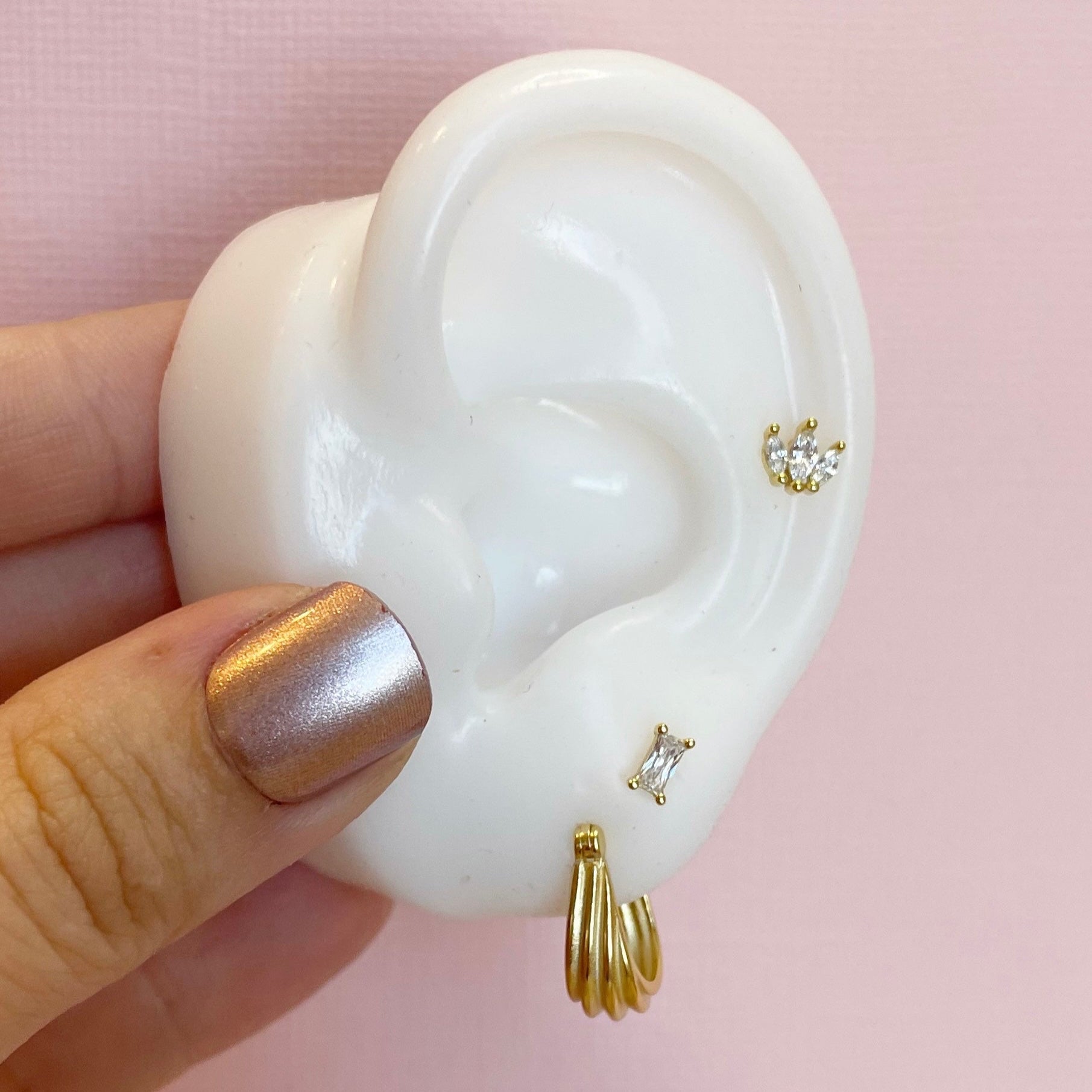 The Hillary Screw-Back Earring