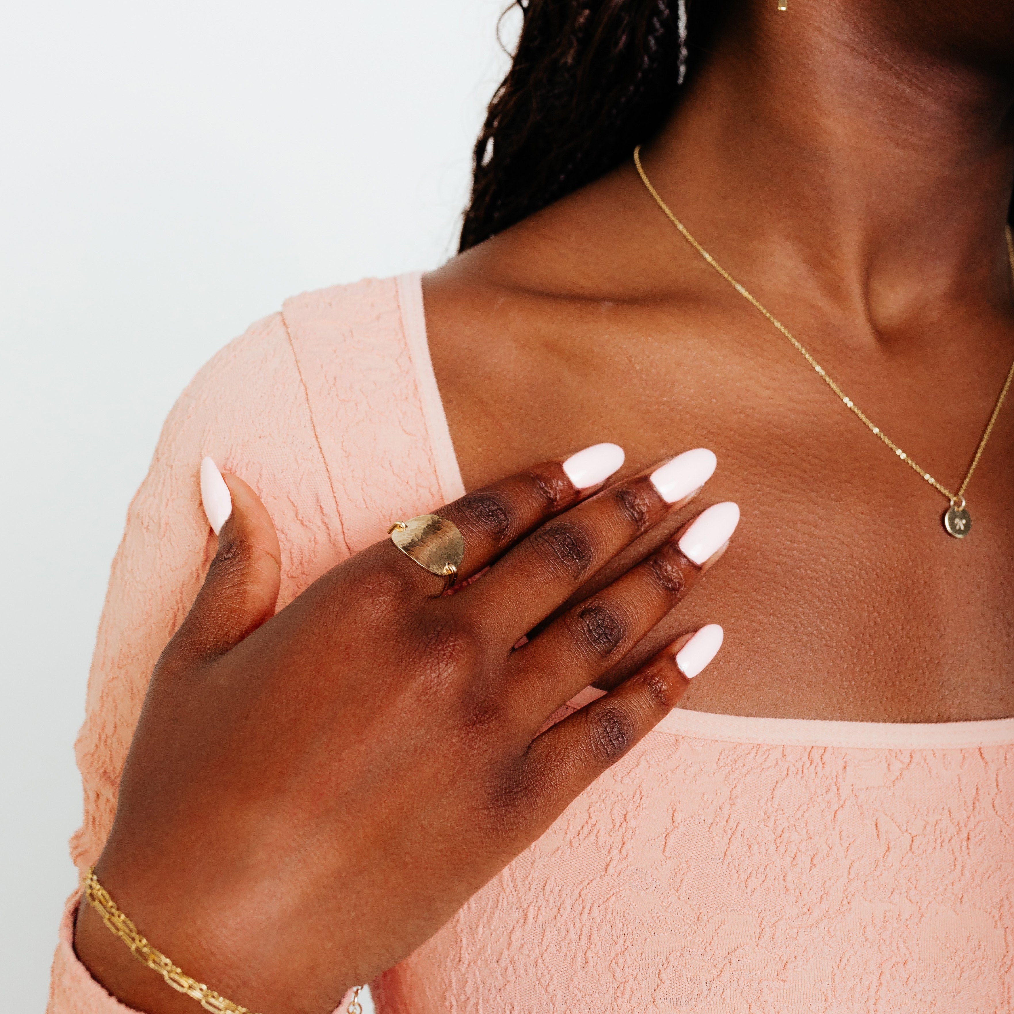 Bow Necklace