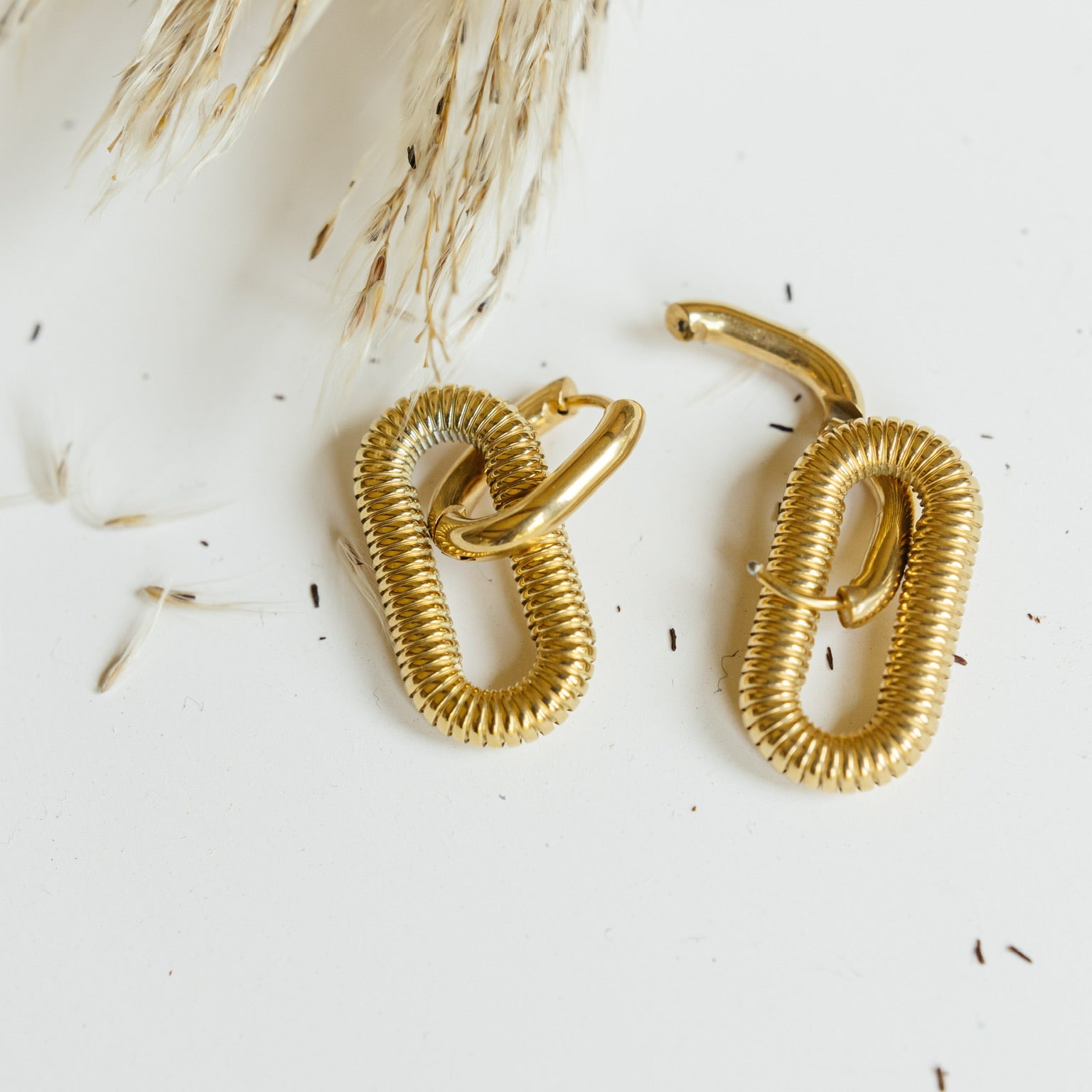 Double Link Hoop