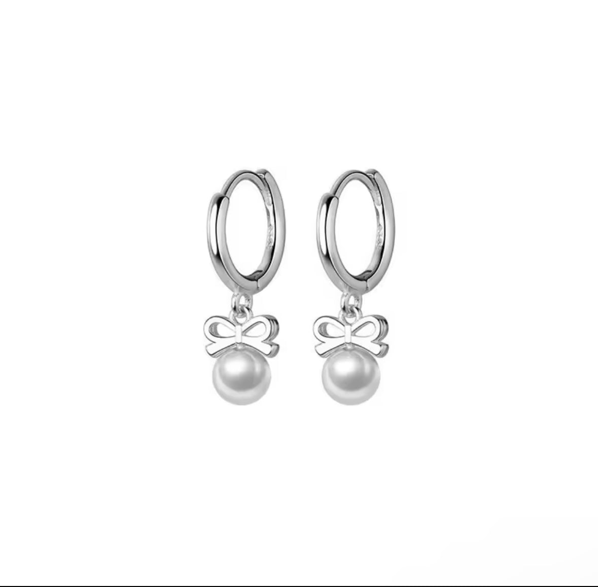 Girly Pearly Hoop Earring