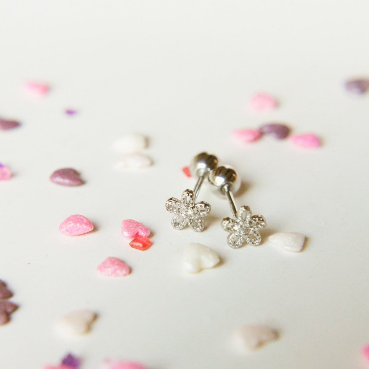 Sparkle flower screw back earrings