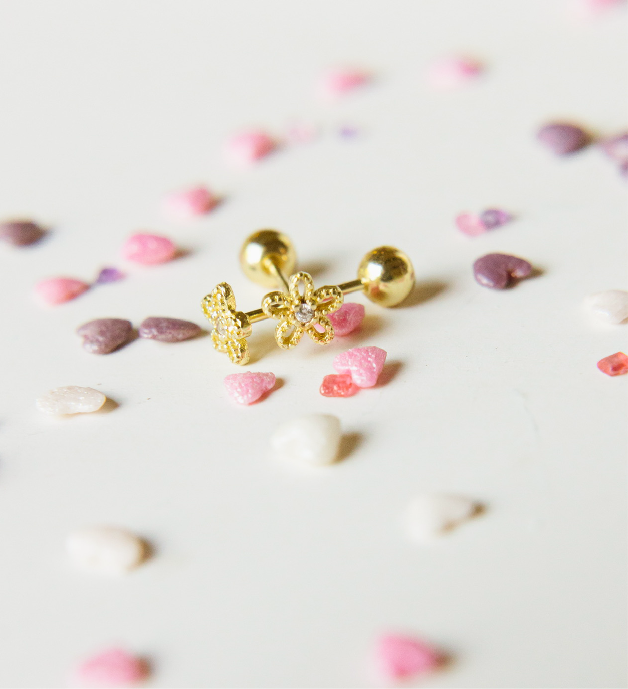 Sparkle flower screw back earrings