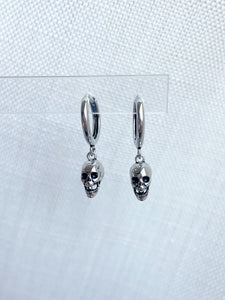 Skull hoops